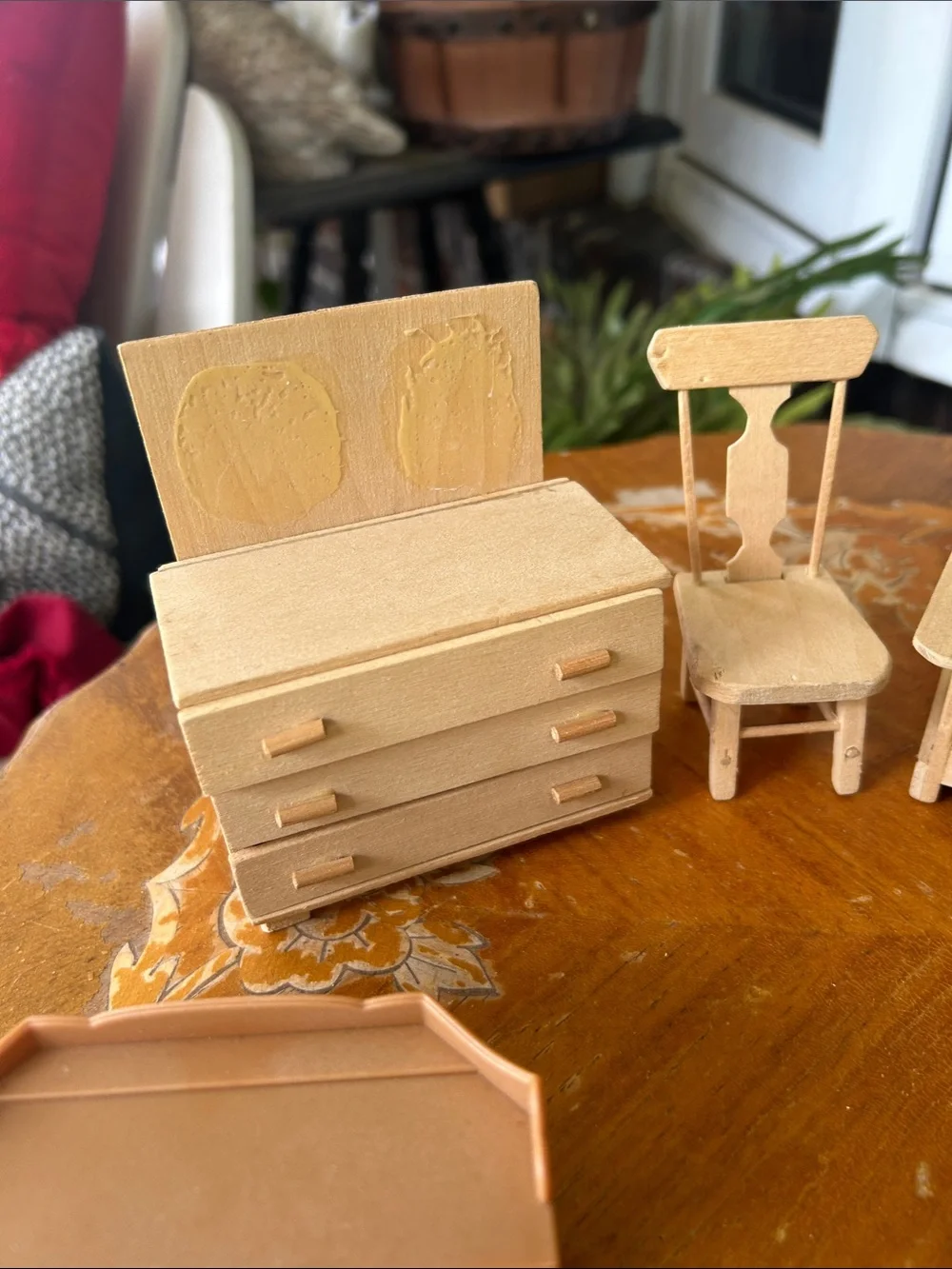 Vintage Wood-Tone Miniature Dollhouse Furniture Pieces